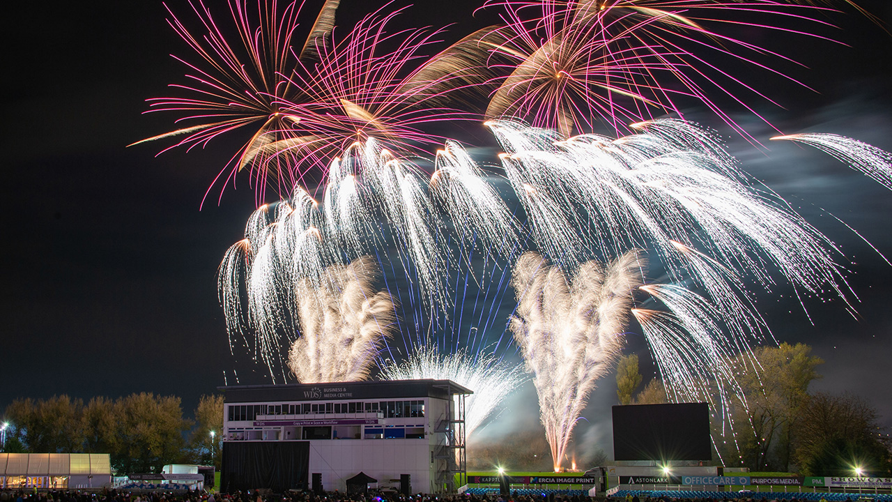 Derby Fireworks Night & Fun Fair Derbyshire CCC